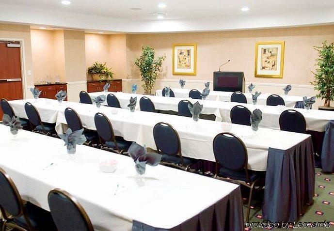 Hotel Courtyard By Marriott Pensacola Downtown Facilités photo