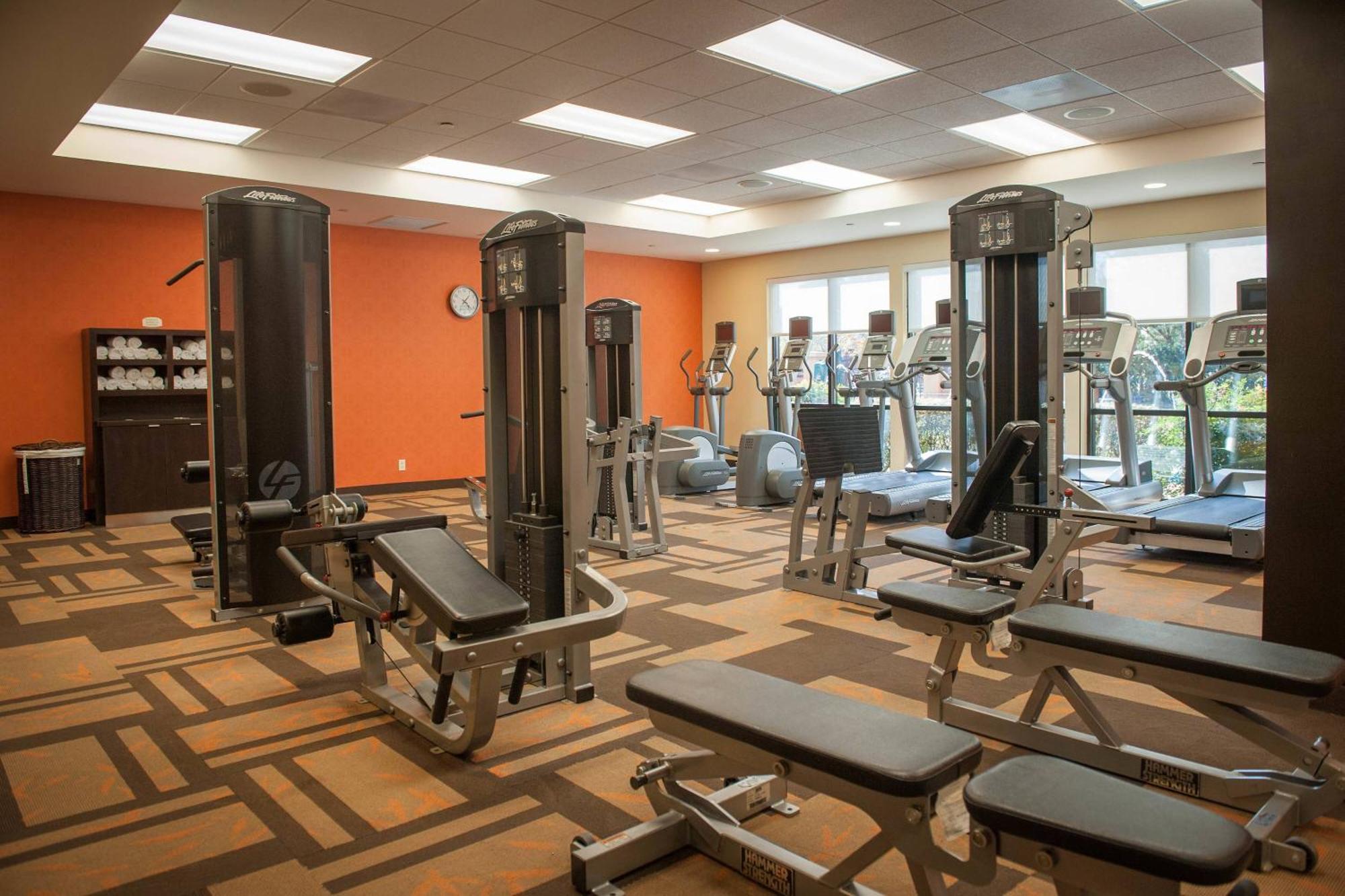 Hotel Courtyard By Marriott Pensacola Downtown Extérieur photo